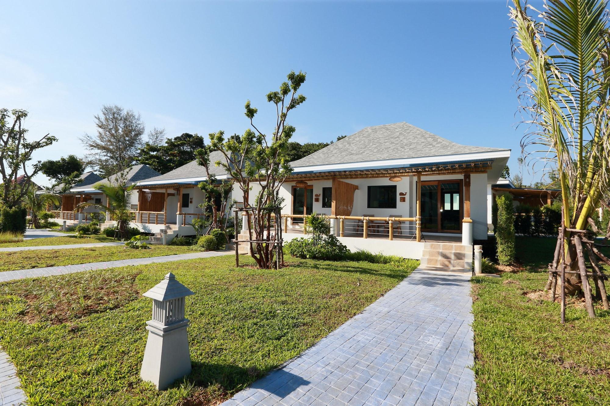 โรงแรม ลันตา คาซาบลังกา