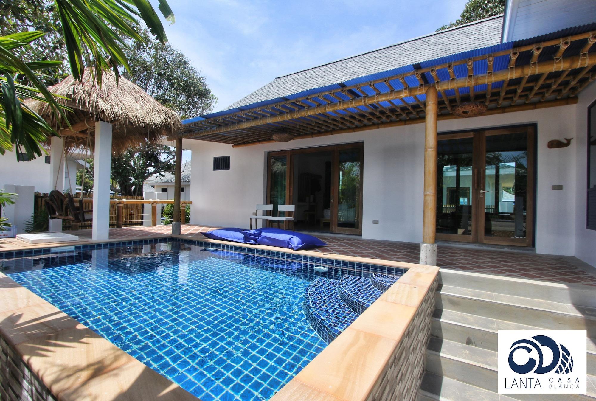 ลันตา คาซาบลังกา โรงแรม 4*